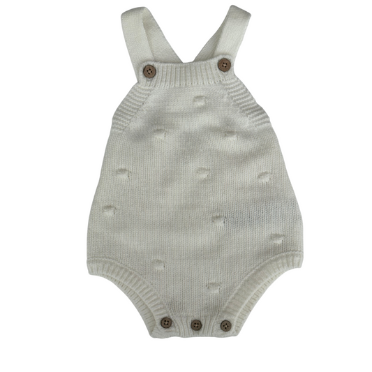 Peto tejido con puntos