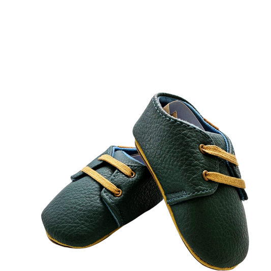 Zapatitos con agujeta